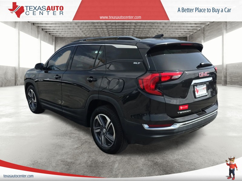 GMC Terrain Vehicle Full-screen Gallery Image 8