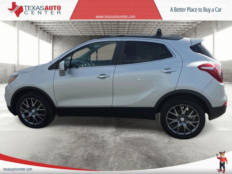 Buick Encore Vehicle Full-screen Gallery Image 05
