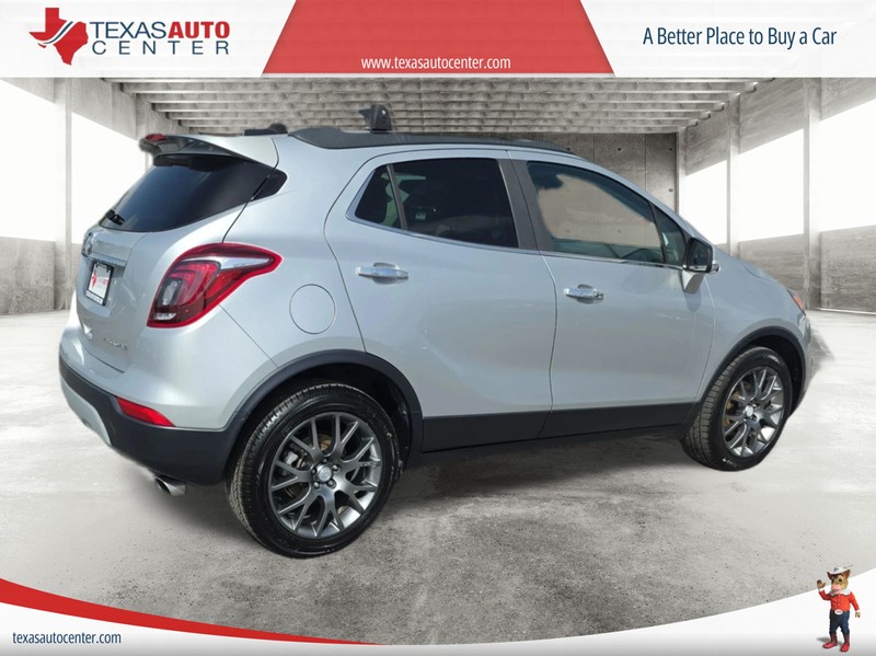 Buick Encore Vehicle Full-screen Gallery Image 07