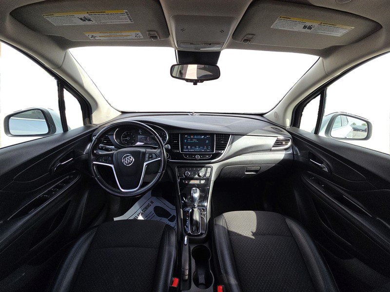 Buick Encore Vehicle Full-screen Gallery Image 15