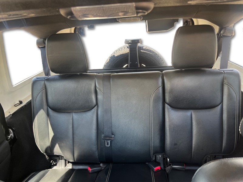 Jeep Wrangler Unlimited Vehicle Full-screen Gallery Image 12