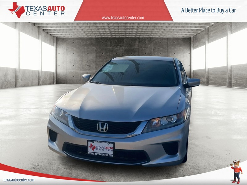 Honda Accord Coupe Vehicle Full-screen Gallery Image 3