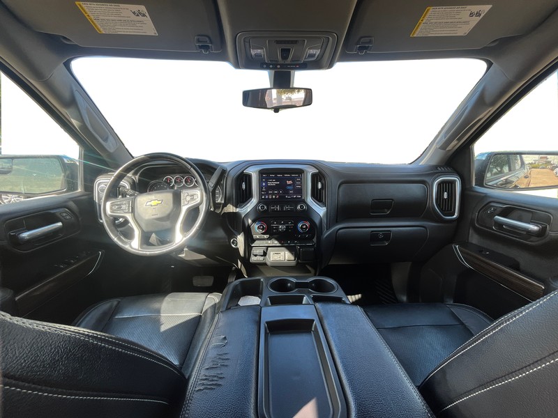 Chevrolet Silverado 1500 Vehicle Full-screen Gallery Image 14