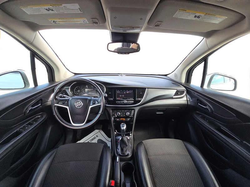 Buick Encore Vehicle Full-screen Gallery Image 15