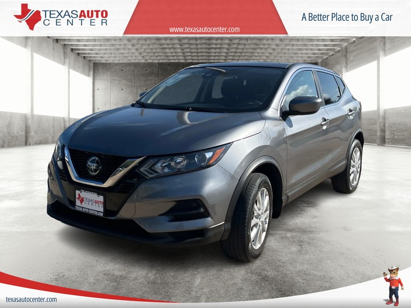 Nissan Rogue Sport Vehicle Full-screen Gallery Image 2