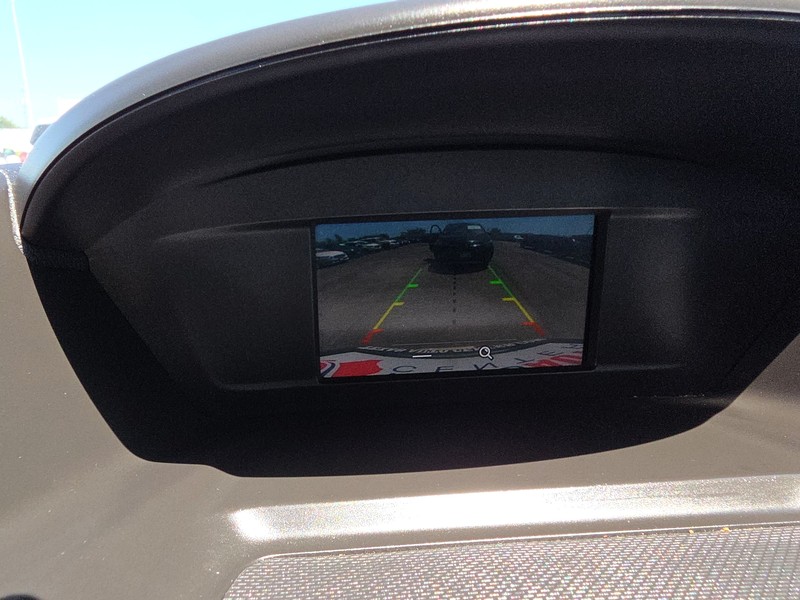Ford Escape Vehicle Full-screen Gallery Image 17