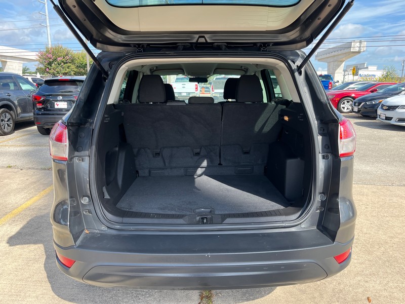 Ford Escape Vehicle Full-screen Gallery Image 11