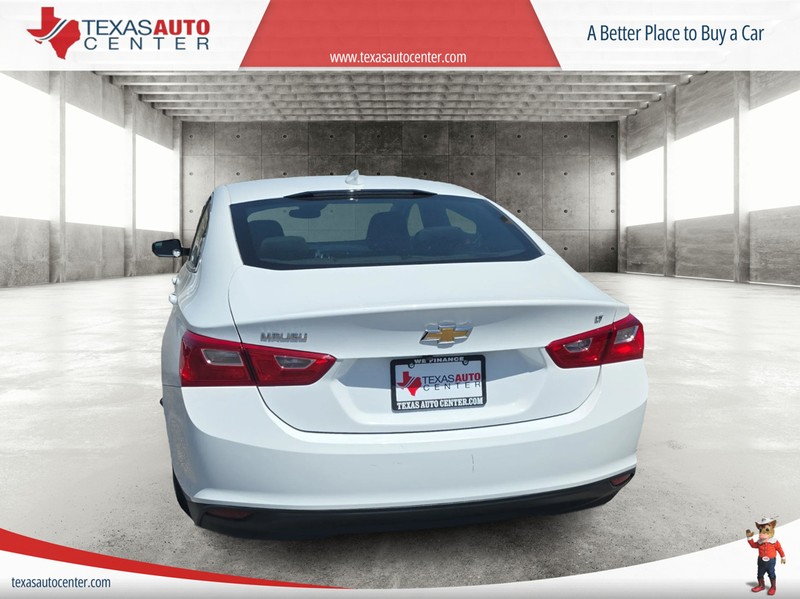 Chevrolet Malibu Vehicle Full-screen Gallery Image 6