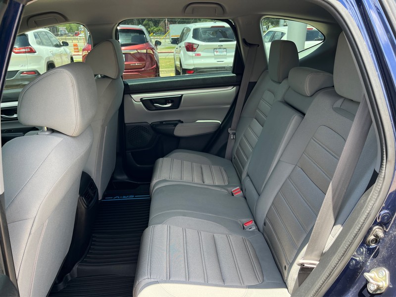 Honda CR-V Vehicle Full-screen Gallery Image 10