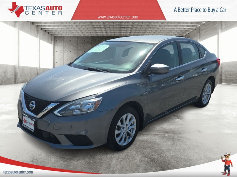 Nissan Sentra Vehicle Full-screen Gallery Image 2