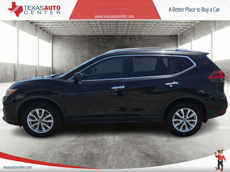 Nissan Rogue Vehicle Full-screen Gallery Image 5