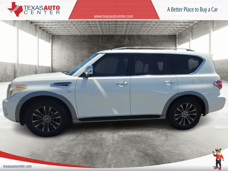 Nissan Armada Vehicle Full-screen Gallery Image 5