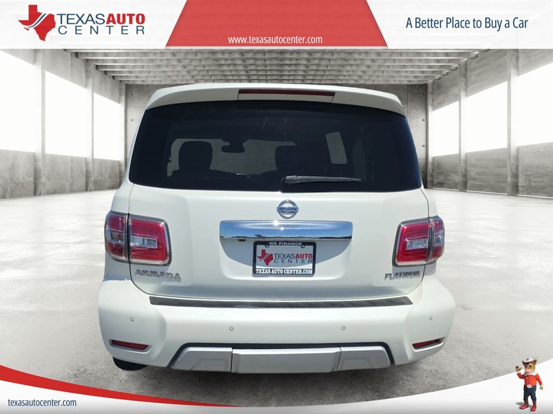 Nissan Armada Vehicle Full-screen Gallery Image 6