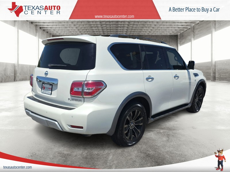 Nissan Armada Vehicle Full-screen Gallery Image 7