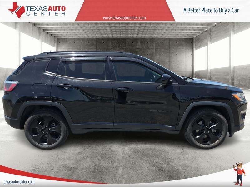 Jeep Compass Vehicle Full-screen Gallery Image 04