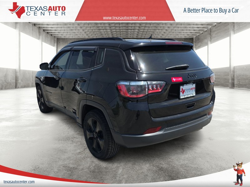 Jeep Compass Vehicle Full-screen Gallery Image 08