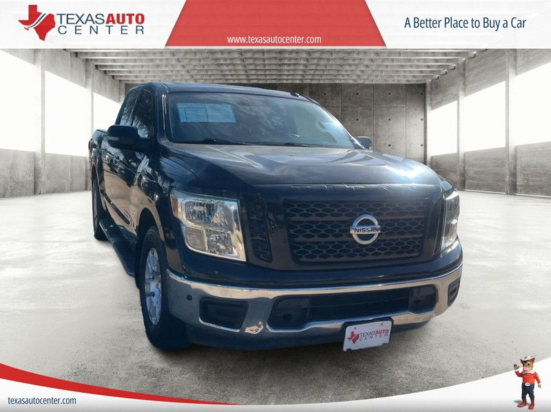 Nissan Titan Vehicle Full-screen Gallery Image 01
