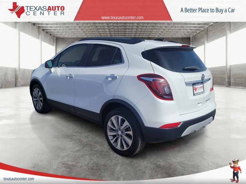 Buick Encore Vehicle Full-screen Gallery Image 8