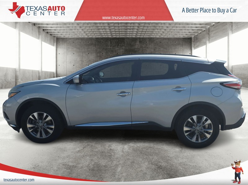 Nissan Murano Vehicle Full-screen Gallery Image 05