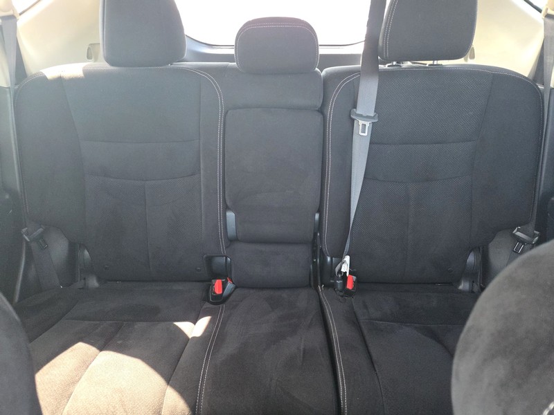 Nissan Murano Vehicle Full-screen Gallery Image 13