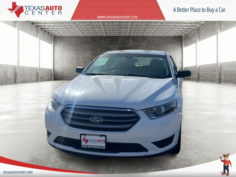 Ford Taurus Vehicle Full-screen Gallery Image 03