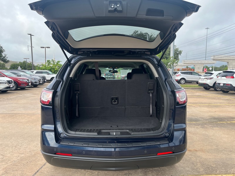Chevrolet Traverse Vehicle Full-screen Gallery Image 11