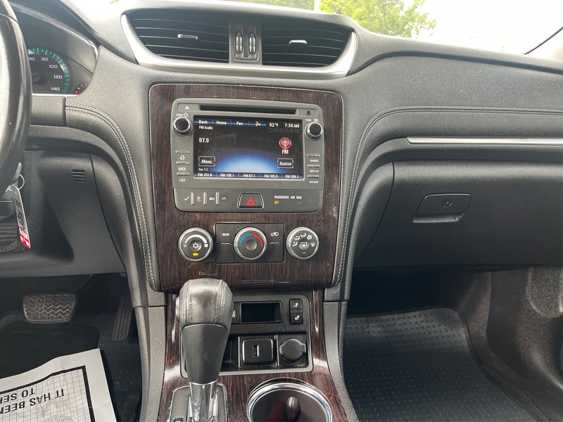Chevrolet Traverse Vehicle Full-screen Gallery Image 12