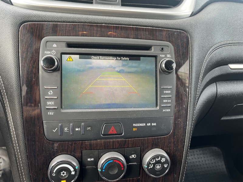 Chevrolet Traverse Vehicle Full-screen Gallery Image 17