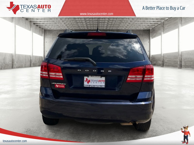 Dodge Journey Vehicle Full-screen Gallery Image 06