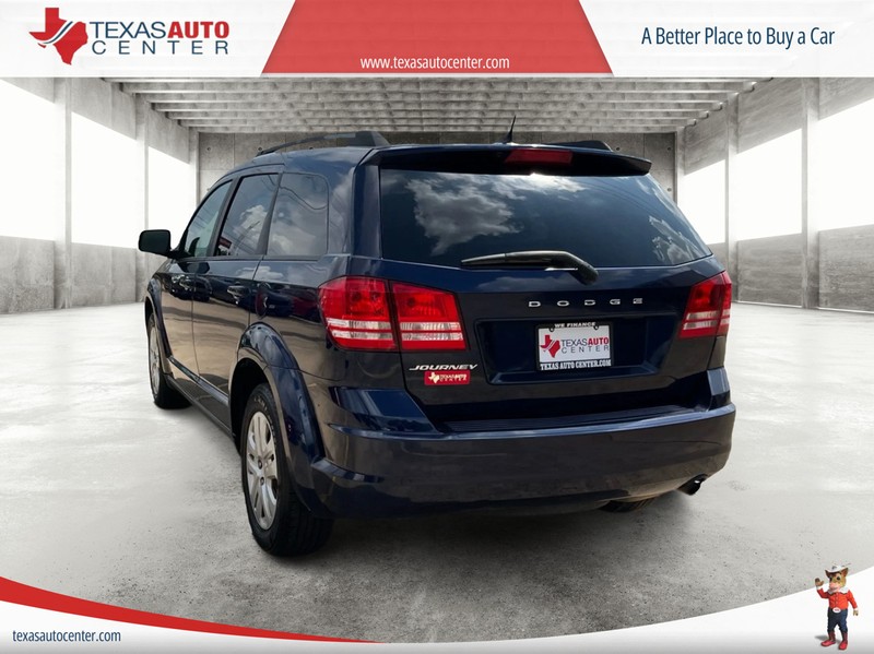 Dodge Journey Vehicle Full-screen Gallery Image 08