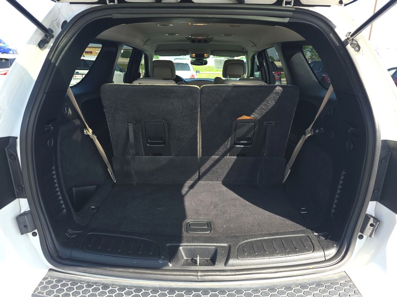 Dodge Durango Vehicle Full-screen Gallery Image 11