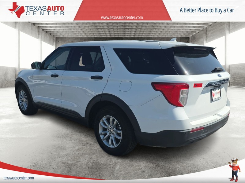 Ford Explorer Vehicle Full-screen Gallery Image 08