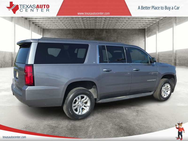 Chevrolet Suburban Vehicle Full-screen Gallery Image 07