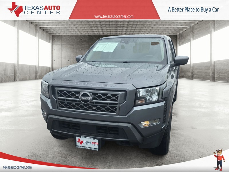 Nissan Frontier Vehicle Full-screen Gallery Image 03