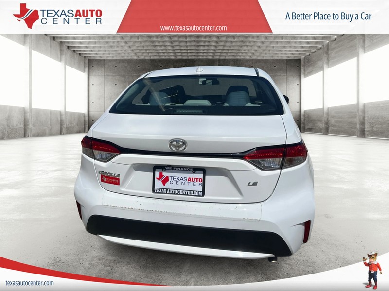Toyota Corolla Vehicle Full-screen Gallery Image 06