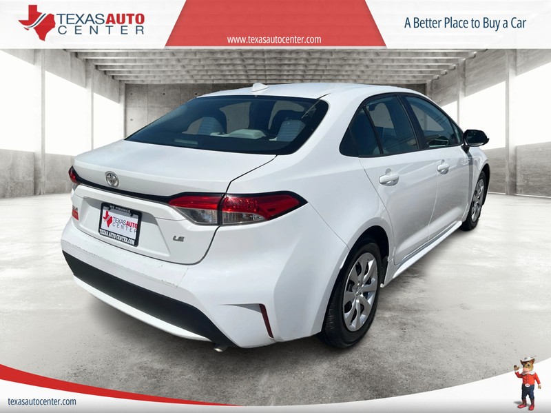 Toyota Corolla Vehicle Full-screen Gallery Image 07