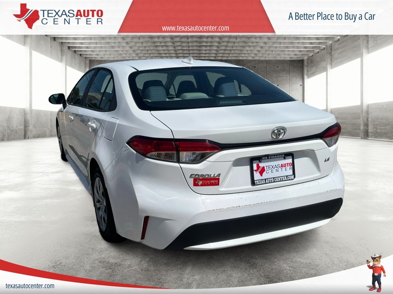Toyota Corolla Vehicle Full-screen Gallery Image 08