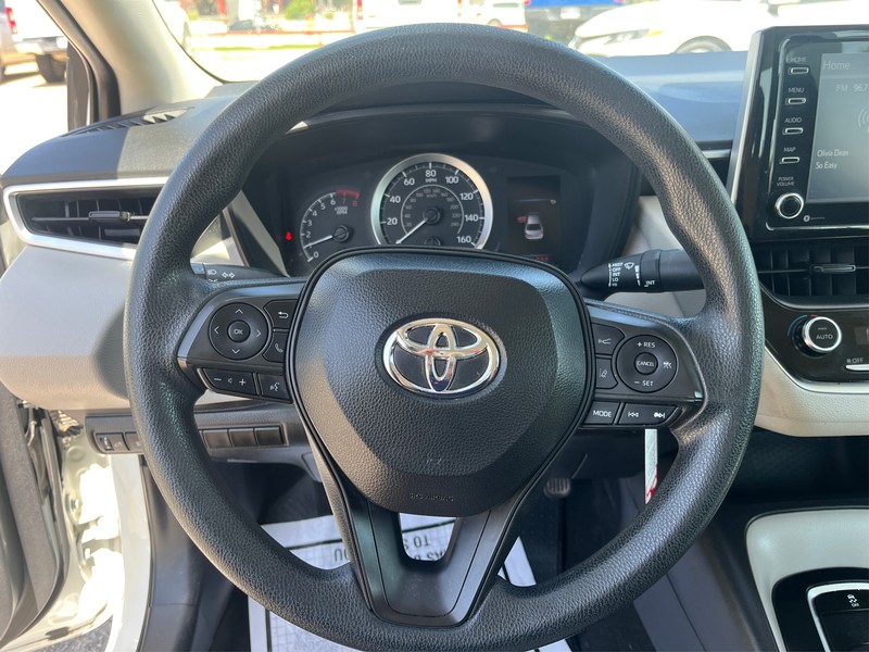 Toyota Corolla Vehicle Full-screen Gallery Image 14