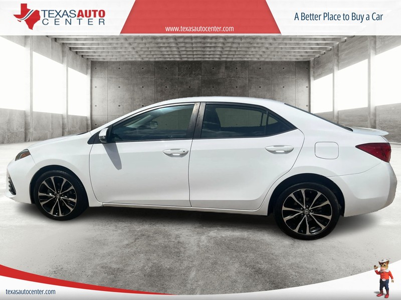 Toyota Corolla Vehicle Full-screen Gallery Image 05