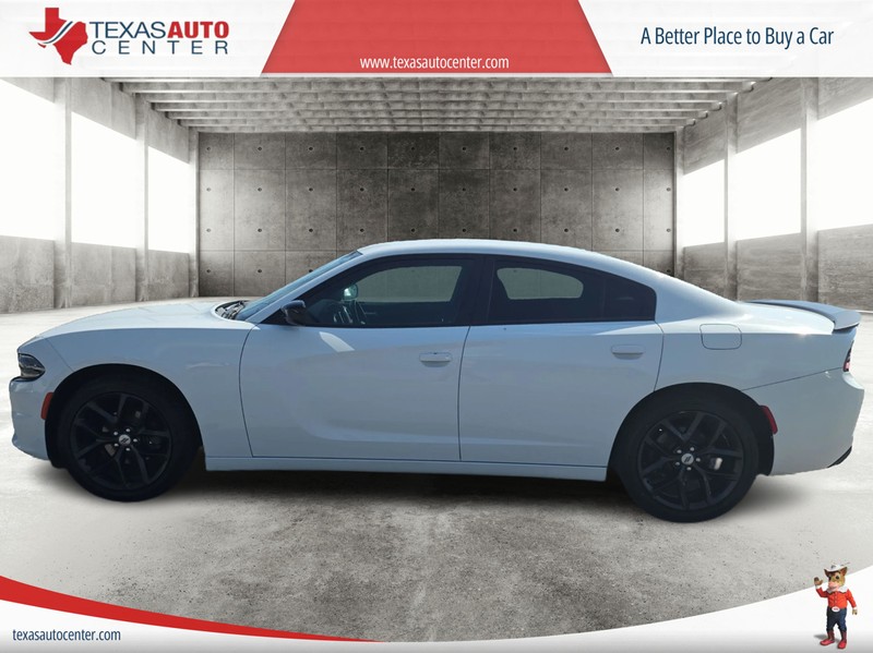 Dodge Charger Vehicle Full-screen Gallery Image 05