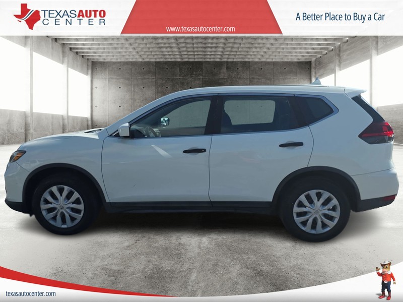Nissan Rogue Vehicle Full-screen Gallery Image 05