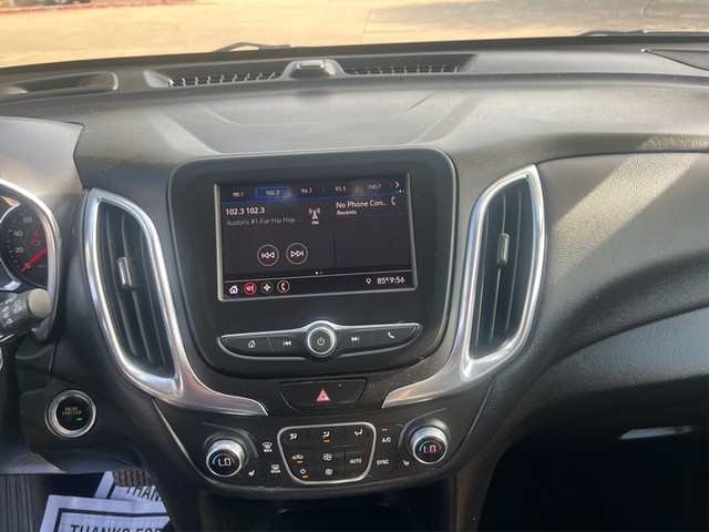 Chevrolet Equinox Vehicle Full-screen Gallery Image 12