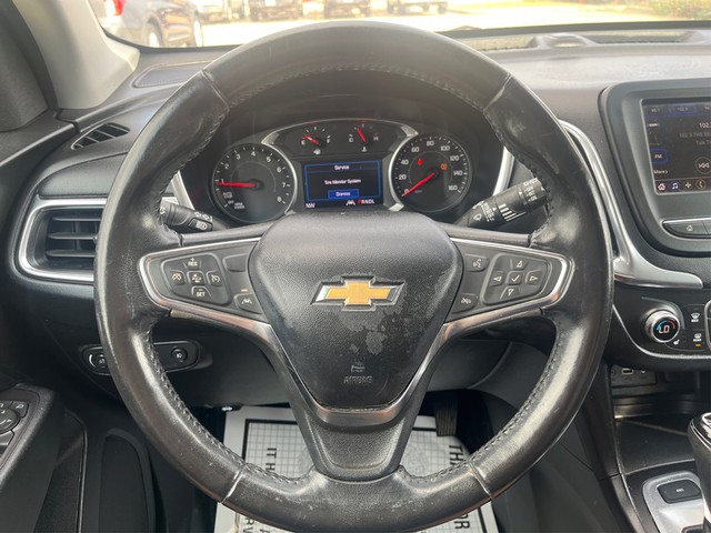 Chevrolet Equinox Vehicle Full-screen Gallery Image 14