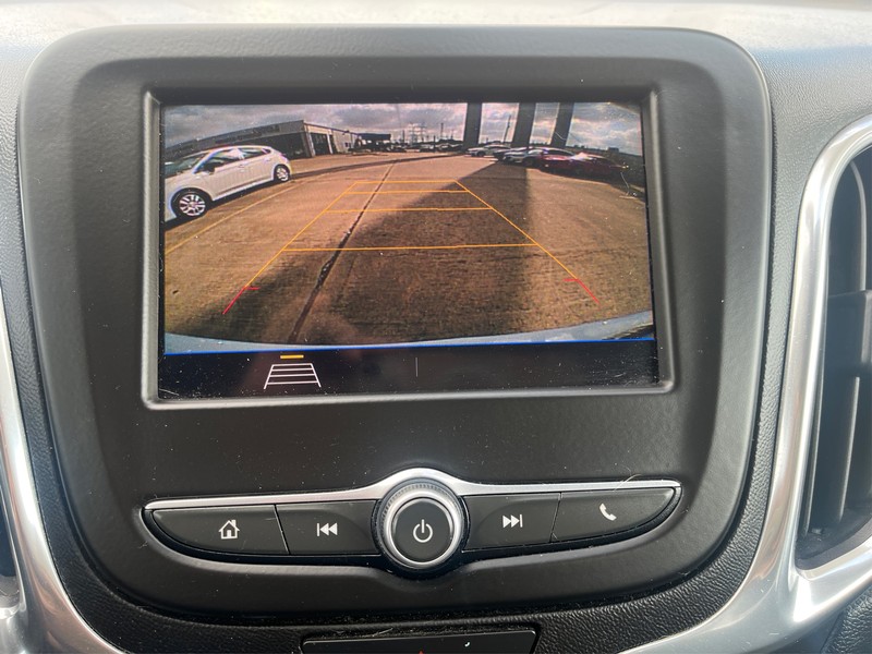 Chevrolet Equinox Vehicle Full-screen Gallery Image 15