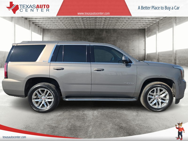 GMC Yukon Vehicle Full-screen Gallery Image 4
