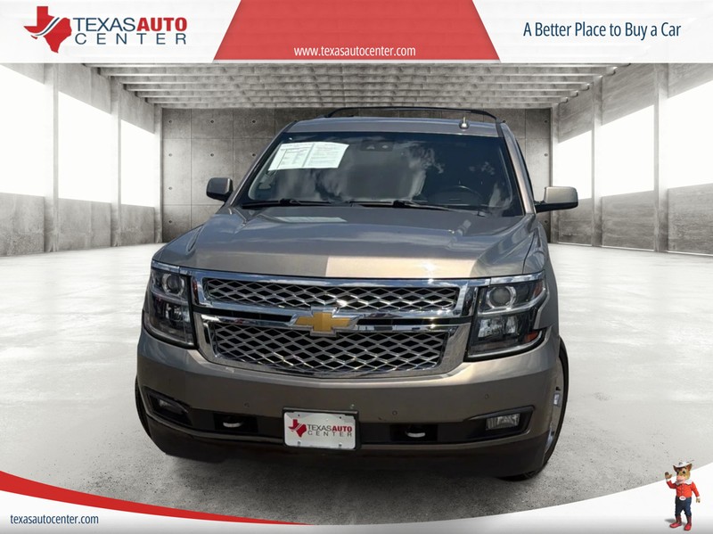 Chevrolet Suburban Vehicle Full-screen Gallery Image 03