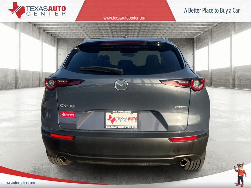 Mazda CX-30 Vehicle Full-screen Gallery Image 06