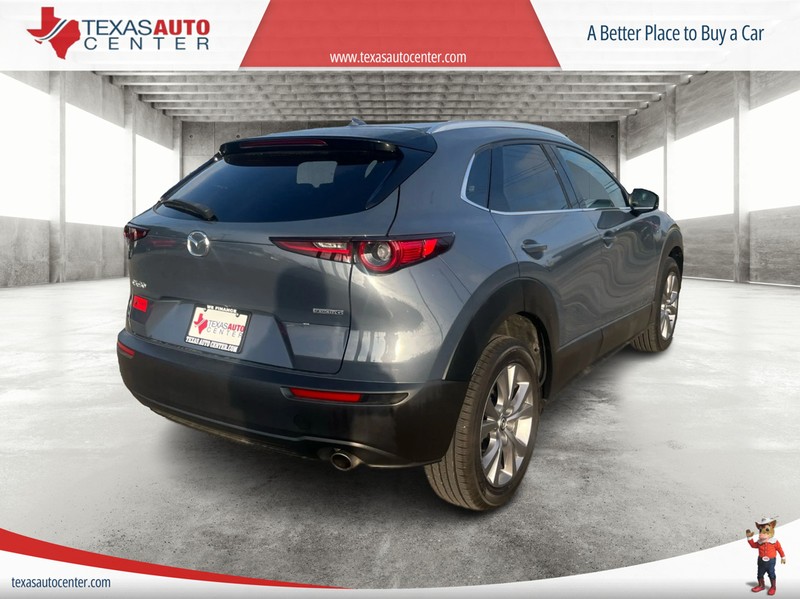 Mazda CX-30 Vehicle Full-screen Gallery Image 07