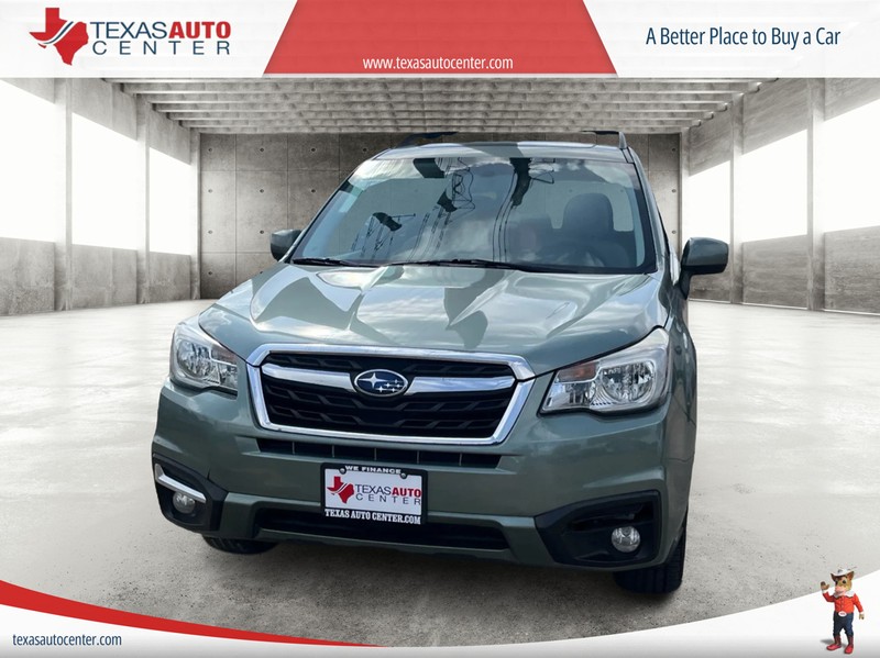 Subaru Forester Vehicle Full-screen Gallery Image 03