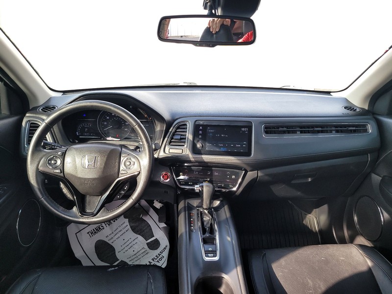 Honda HR-V Vehicle Full-screen Gallery Image 16